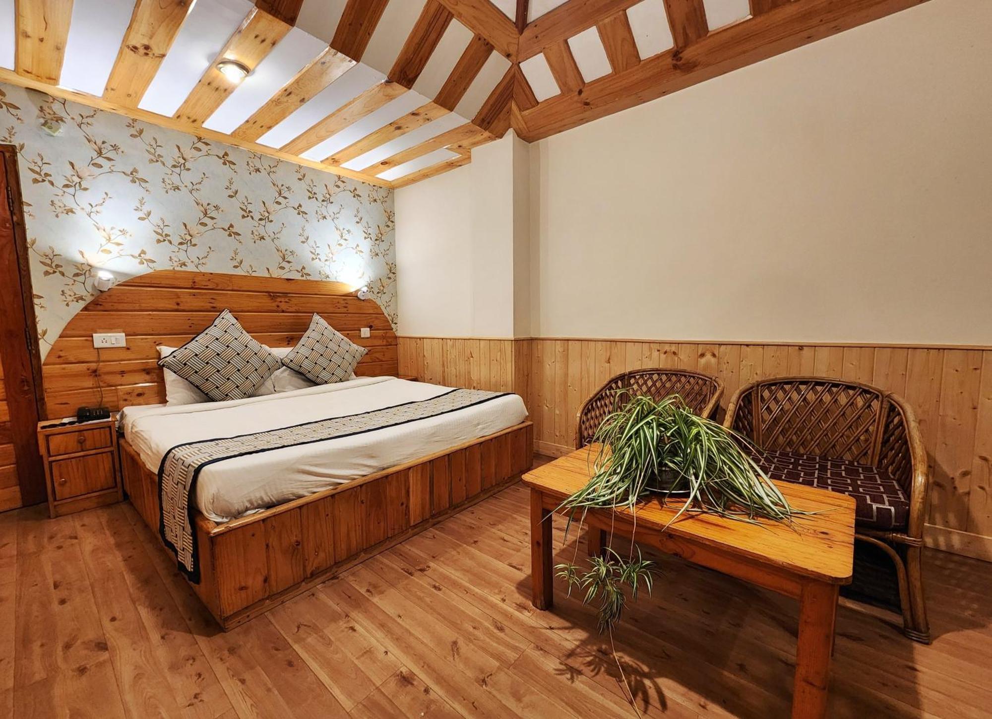Hotel Pineview شيملا المظهر الخارجي الصورة